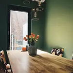 Spacious Appartment In Antwerp